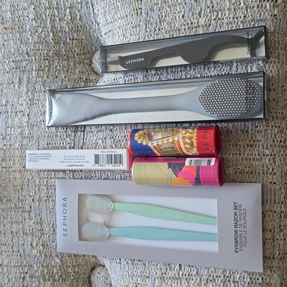 SEPHORA WOMEN'S MAKEUP BUNDLE OF 6 ITEMS - Picture 1 of 15